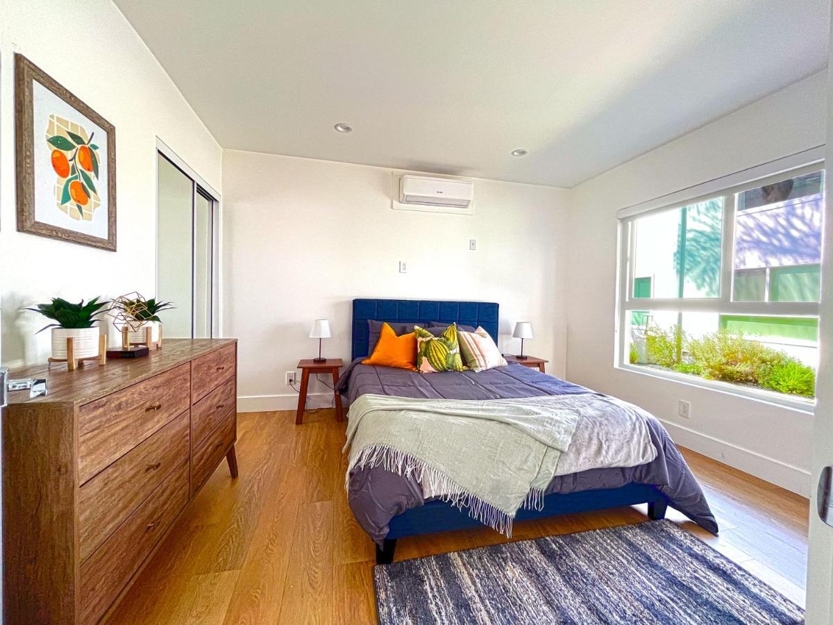Hollywood/Thai Town Courtyard Apartment Лос Анджелис Екстериор снимка