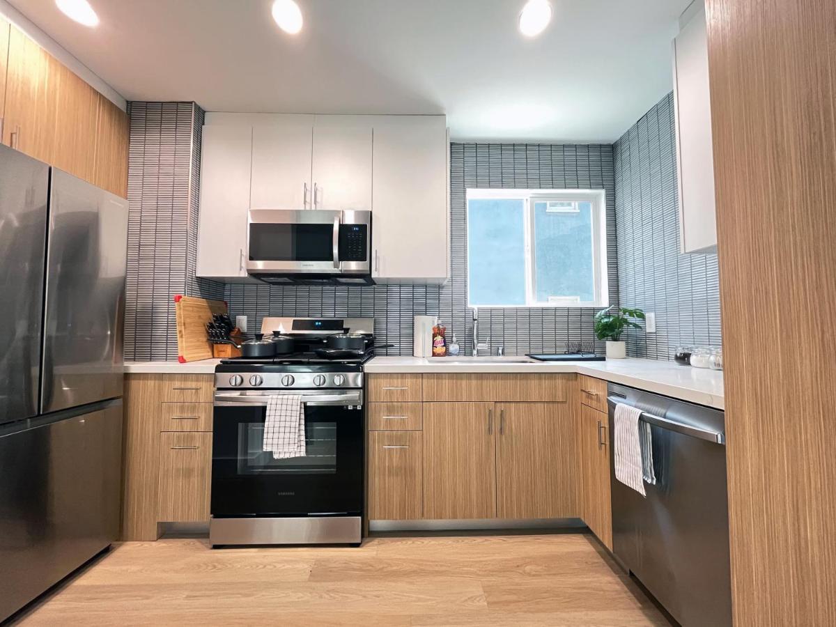 Hollywood/Thai Town Courtyard Apartment Лос Анджелис Екстериор снимка